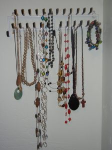 organized-jewelry